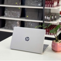 Laptop Cũ HP 15s FQ I5 - 1235U/RAM 8GB/SSD 512GB/FHD Laptop Cũ HP 15s FQ I5 - 1235U/RAM 8GB/SSD 512GB/FHD